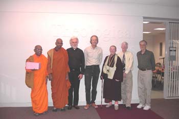2003.11.13- Dialogue with Buddhist and cristian in Losangeles.jpg